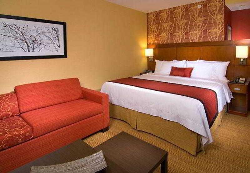 Courtyard By Marriott York Ξενοδοχείο Εξωτερικό φωτογραφία