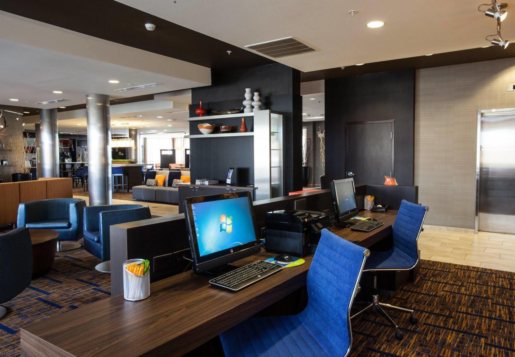 Courtyard By Marriott York Ξενοδοχείο Εξωτερικό φωτογραφία